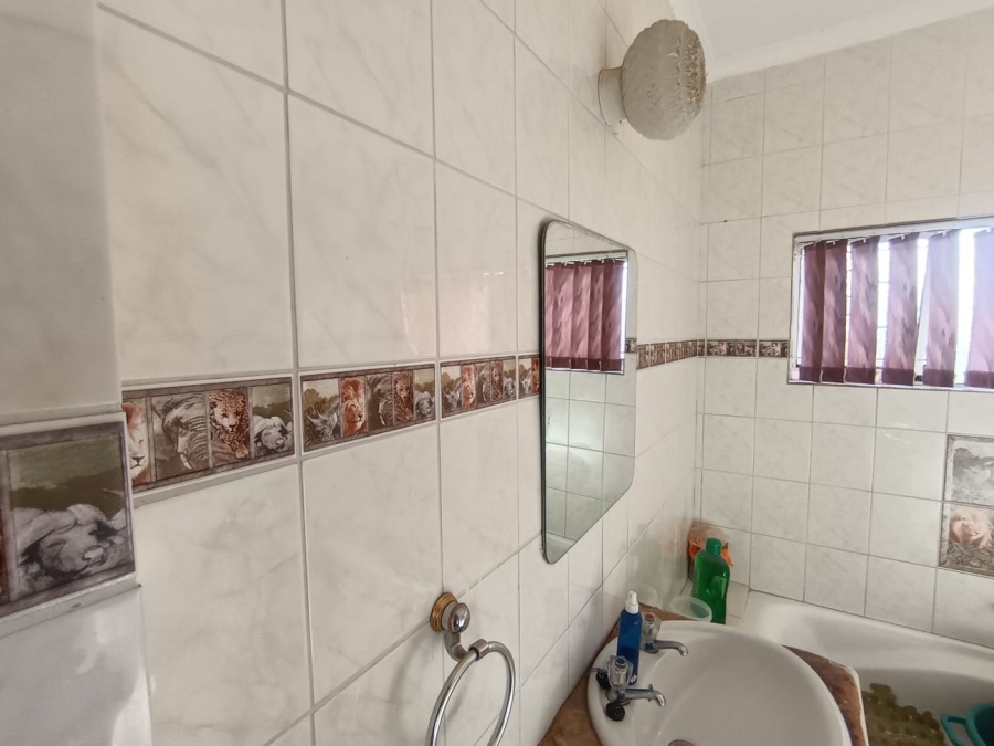 3 Bedroom Property for Sale in Riviera Northern Cape